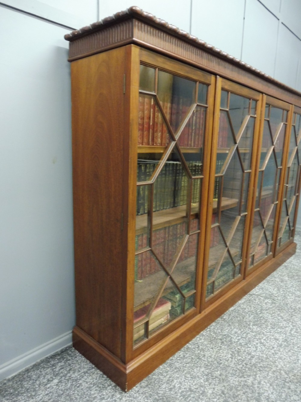 EDWARDIAN MAHOGANY BOOKCASE View IX