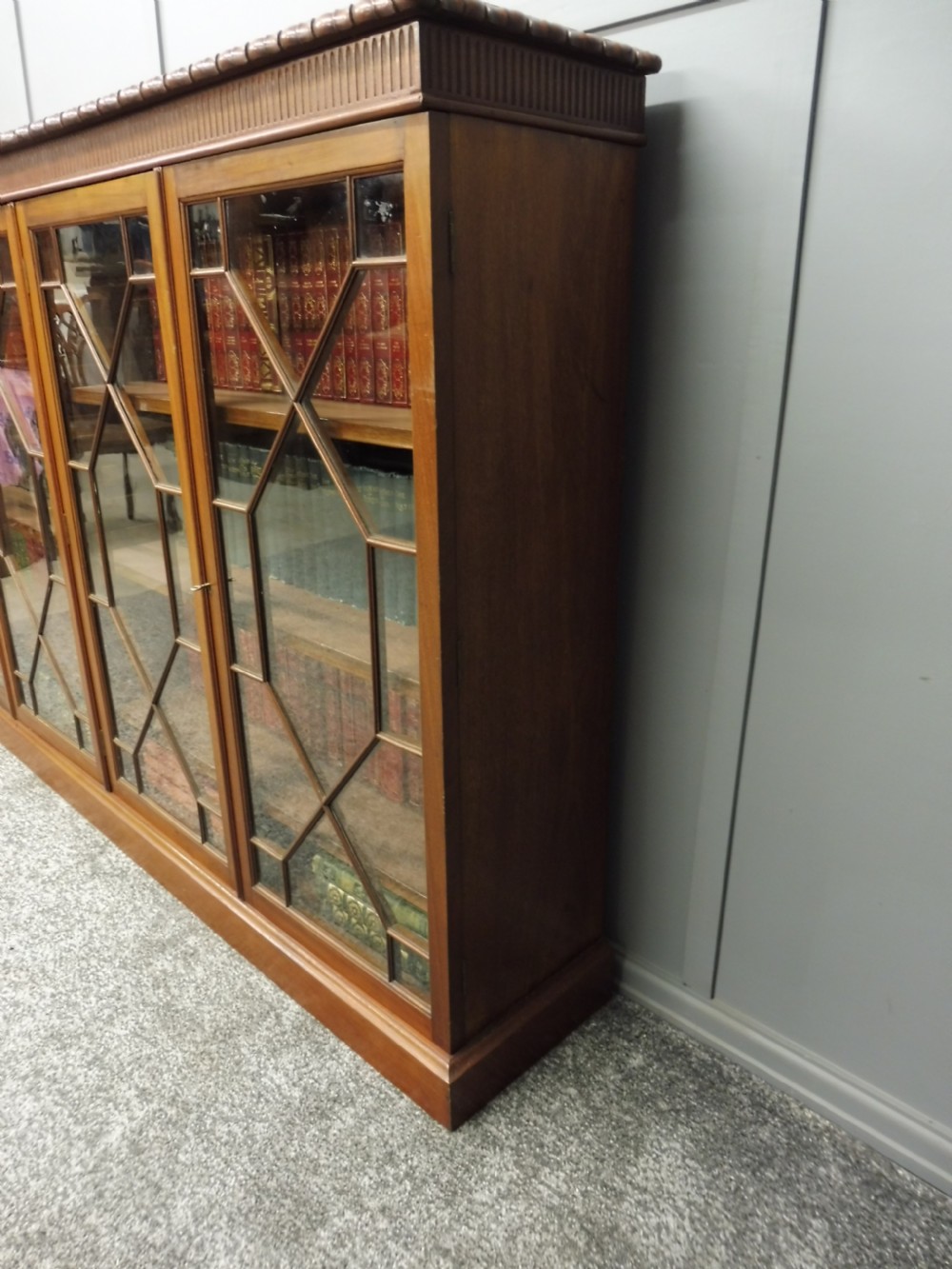 EDWARDIAN MAHOGANY BOOKCASE View XI