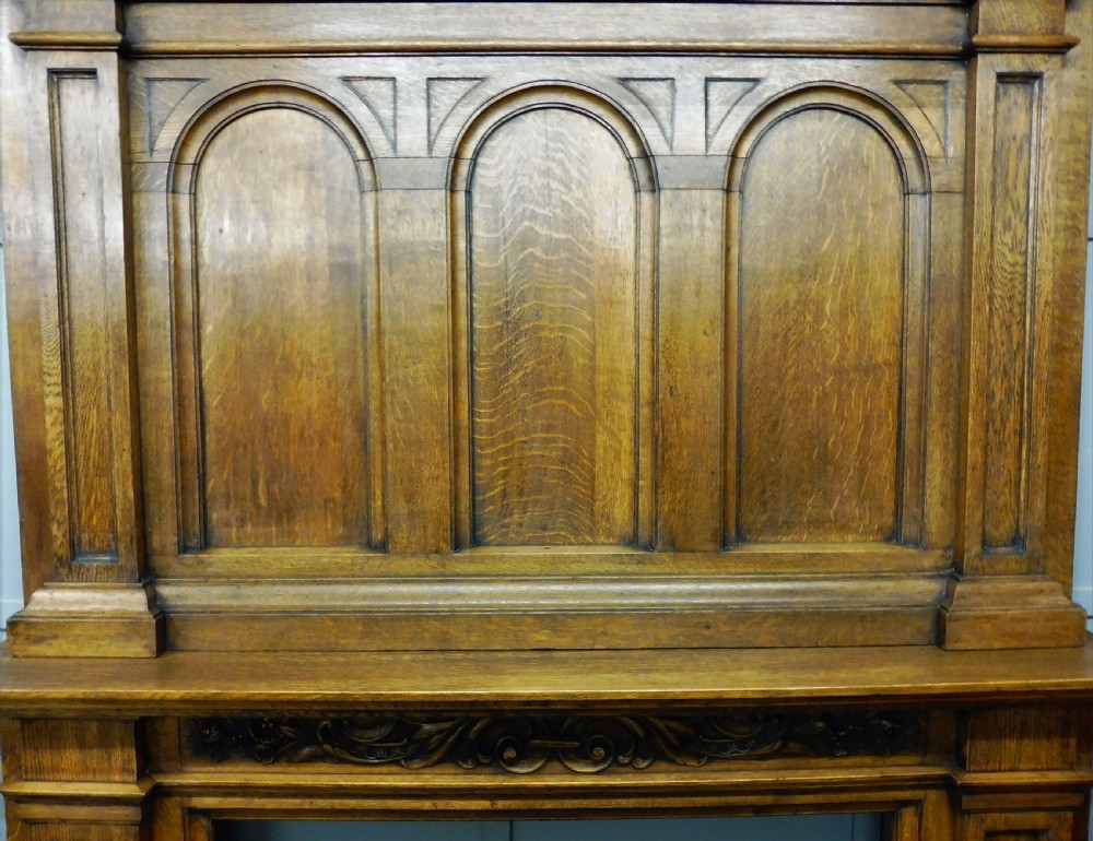 LARGE OAK 19TH CENTURY FIRE SURROUND View VI