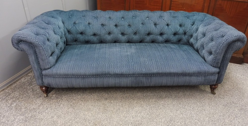 VICTORIAN CHESTERFIELD SOFA View IV