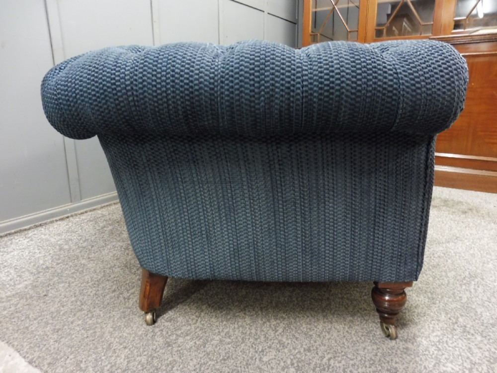 VICTORIAN CHESTERFIELD SOFA View V