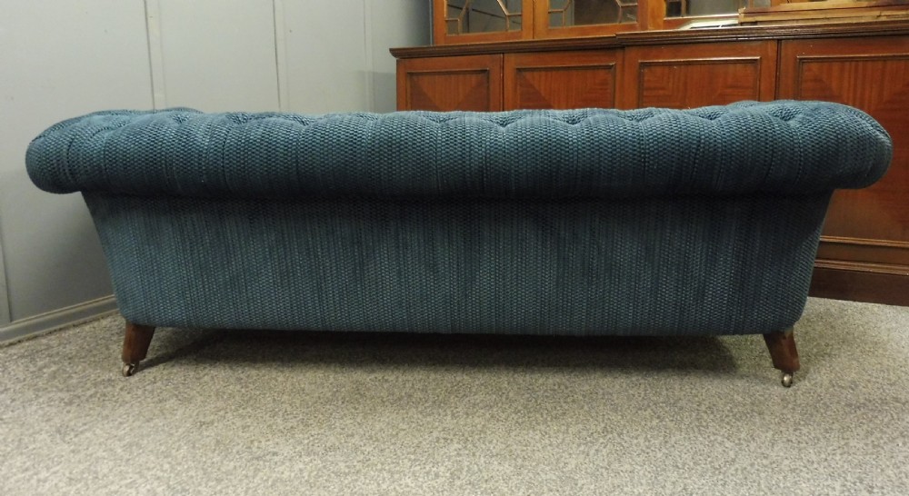 VICTORIAN CHESTERFIELD SOFA View VI