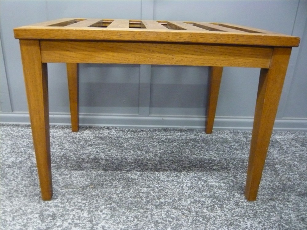 Splendid Oak Edwardian luggage suitcase stand c1920 View II