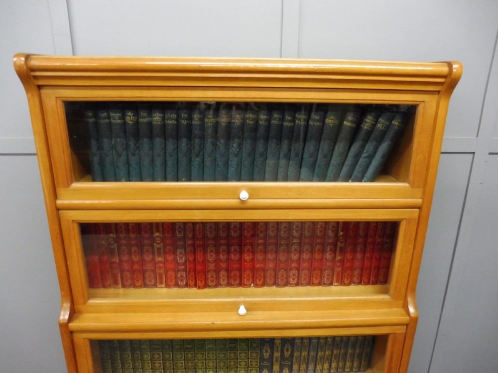 4 HEIGHT LAWYERS SECTIONAL BOOKCASE View IV
