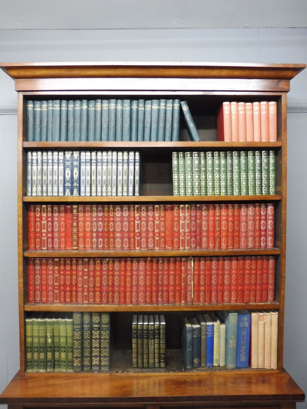 VICTORIAN MAHOGANY BOOKCASE View III