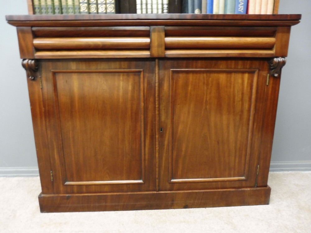 VICTORIAN MAHOGANY BOOKCASE View IV