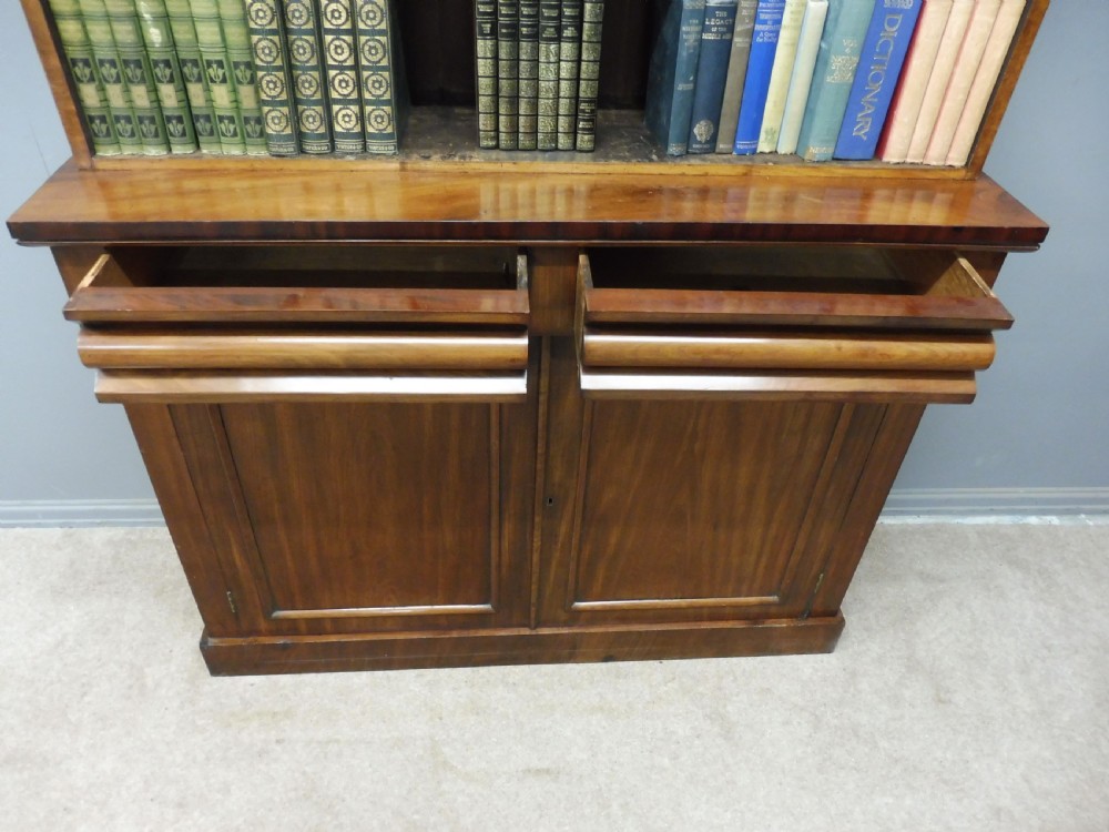 VICTORIAN MAHOGANY BOOKCASE View X