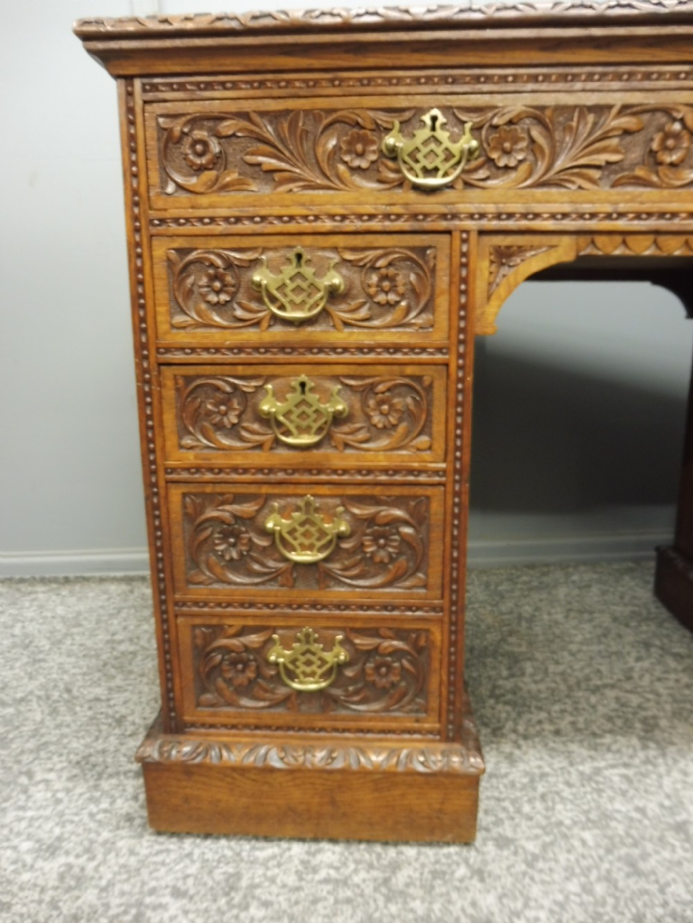 19TH CENTURY CARVED OAK DESK View XII