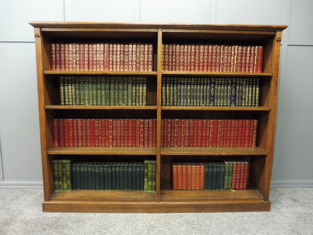 VICTORIAN OAK BOOKSHELVES