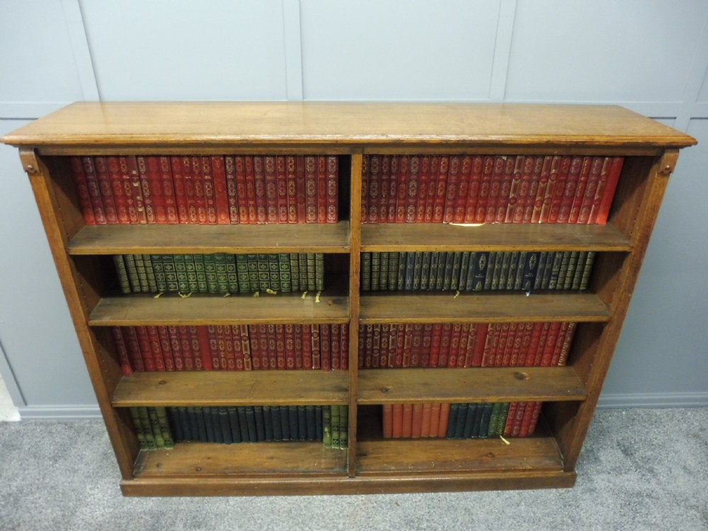 VICTORIAN OAK BOOKSHELVES View VII