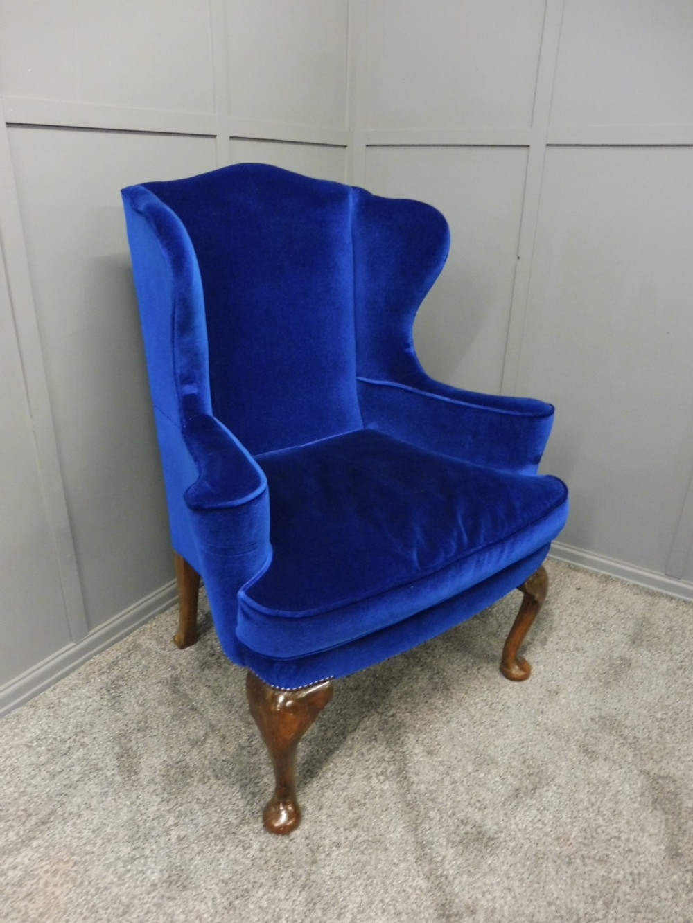 19TH CENTURY GEORGIAN STYLE ARMCHAIR View IV