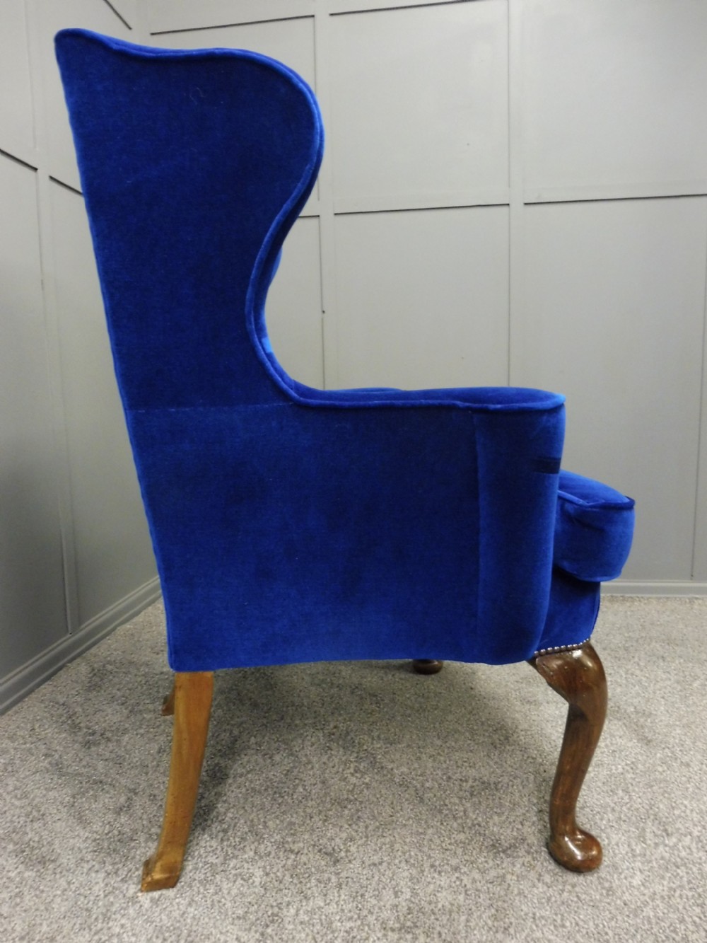 19TH CENTURY GEORGIAN STYLE ARMCHAIR View V