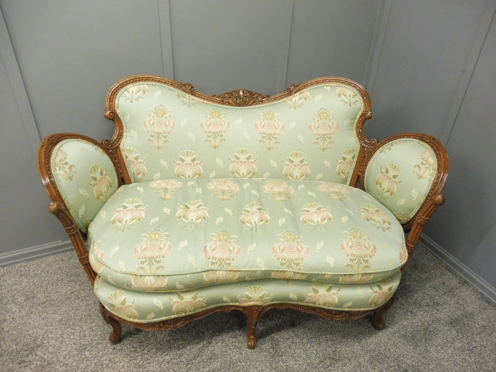 VICTORIAN CARVED SHOW FRAME SOFA View III
