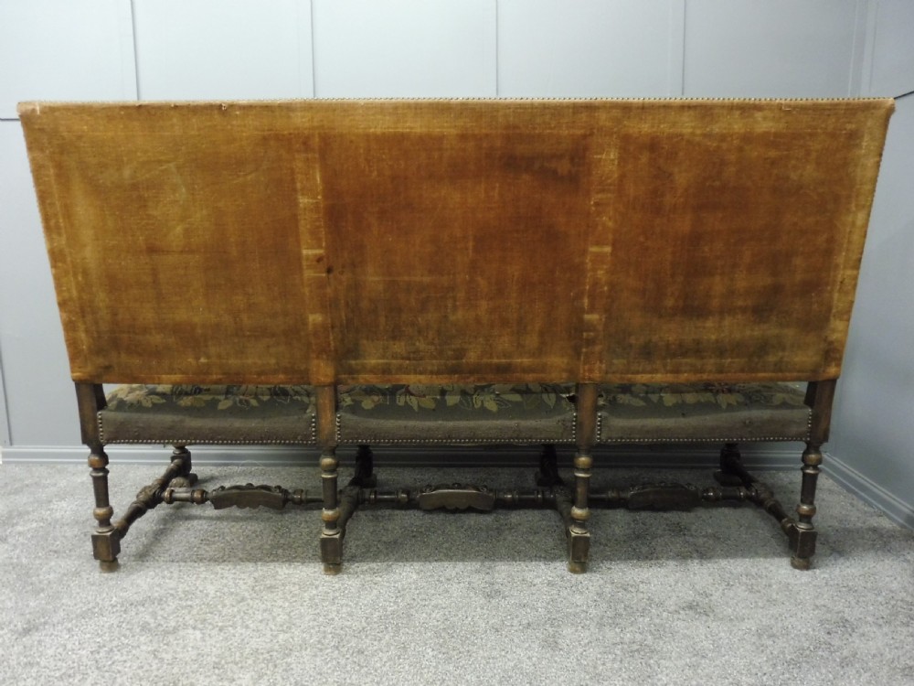UNIQUE 19th CENTURY OAK DEEP SEATED TAPESTRY SOFA  View XV