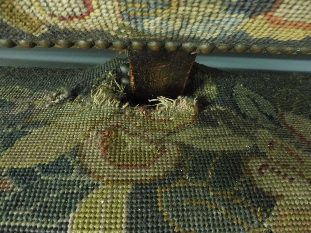 UNIQUE 19th CENTURY OAK DEEP SEATED TAPESTRY SOFA  View XVIII
