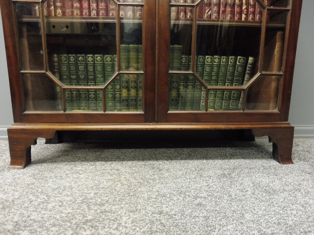 GOOD QUALITY EDWARDIAN MAHOGANY BOOKCASE View III