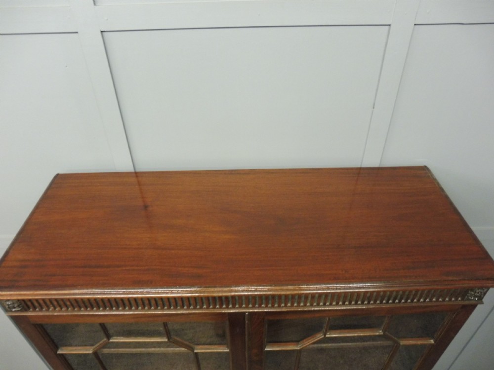 GOOD QUALITY EDWARDIAN MAHOGANY BOOKCASE View V