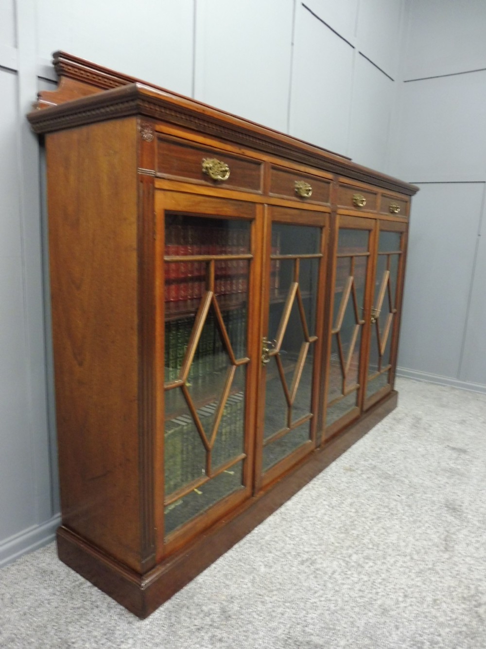 EDWARDIAN MAHOGANY BOOKCASE View IV