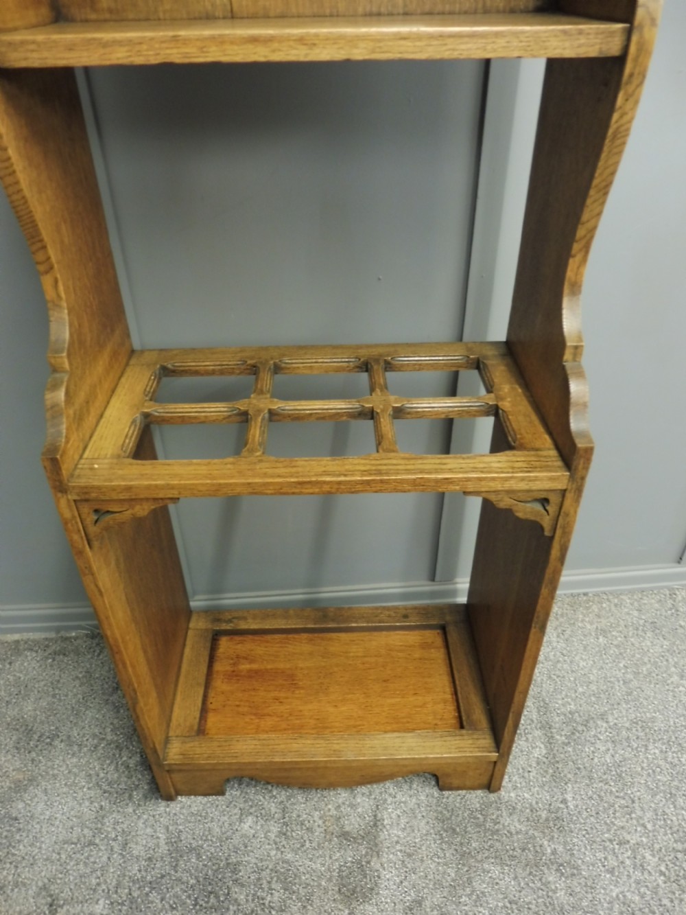 OAK ARTS AND CRAFTS HALLSTAND View II