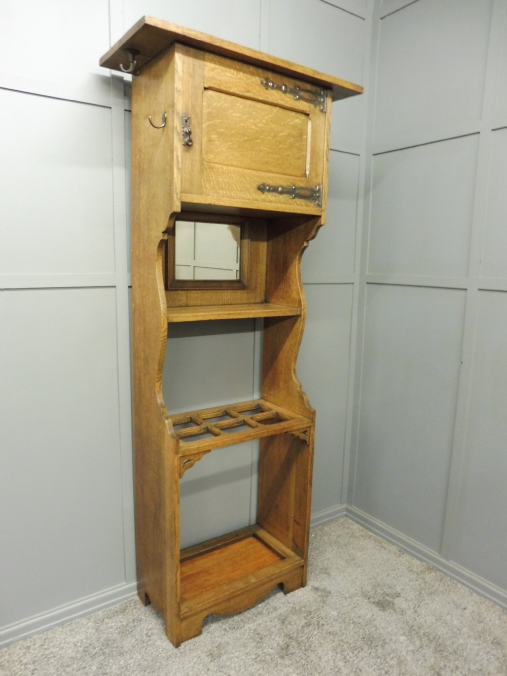 OAK ARTS AND CRAFTS HALLSTAND View VI