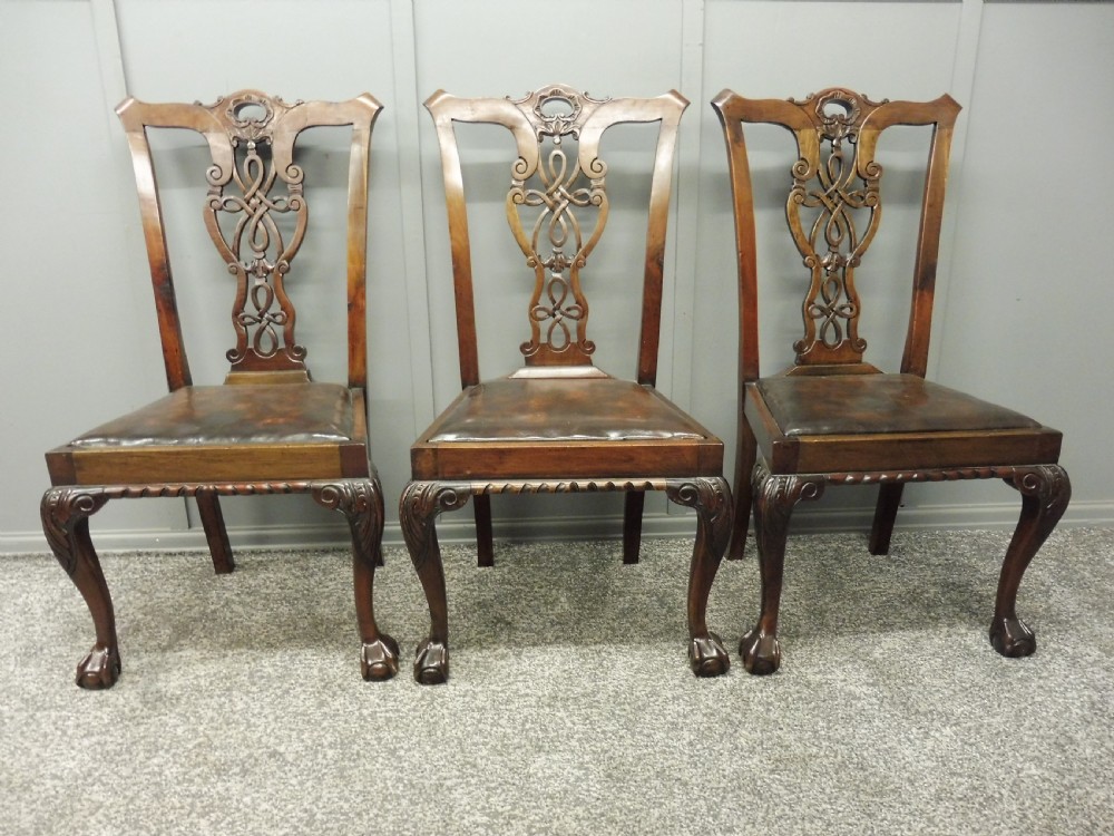 SET OF SIX LATE 19TH CENTURY DINING CHAIRS View IV