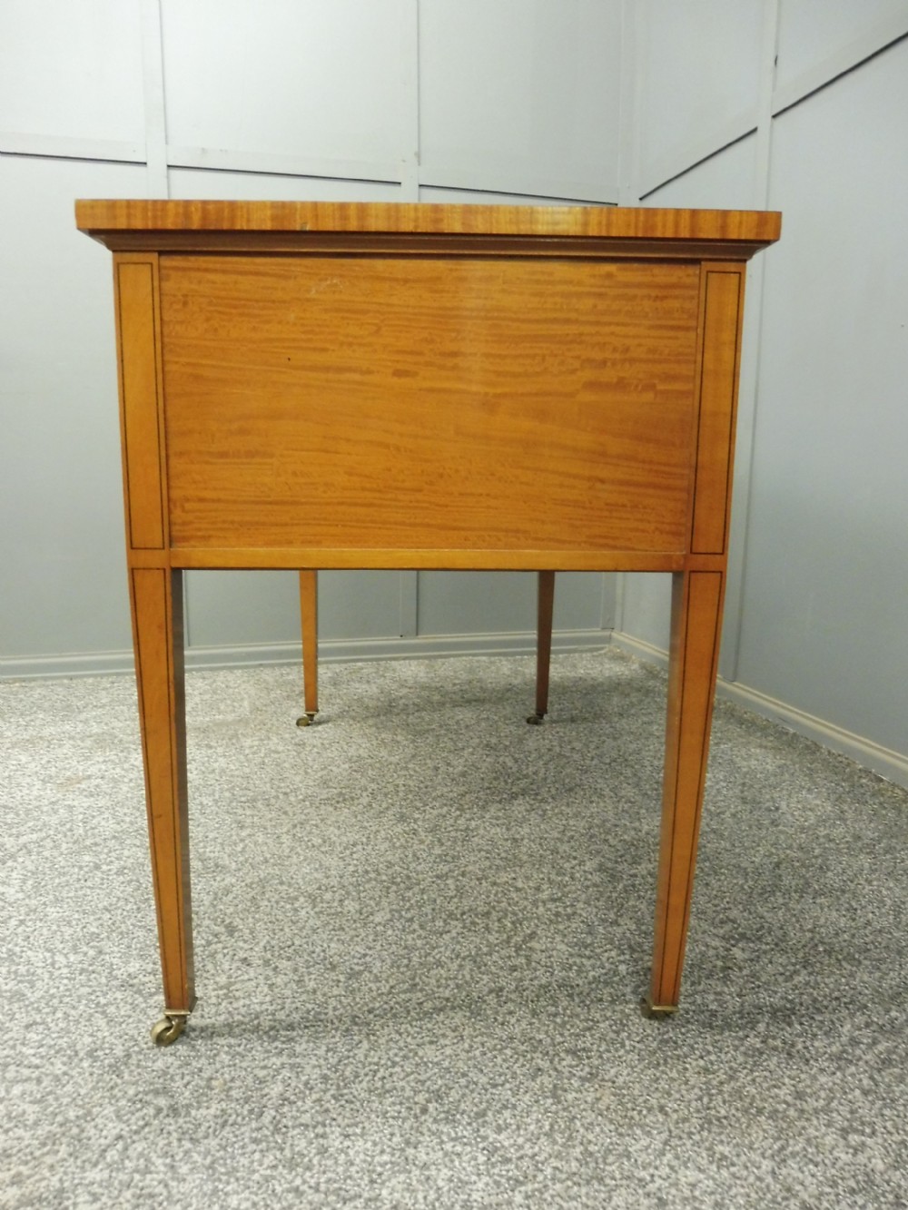 EDWARDIAN SATINWOOD WRITING DESK View VI