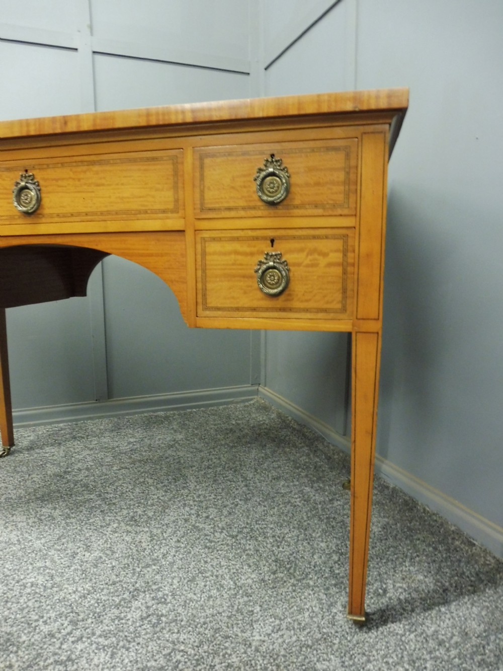 EDWARDIAN SATINWOOD WRITING DESK View XIII