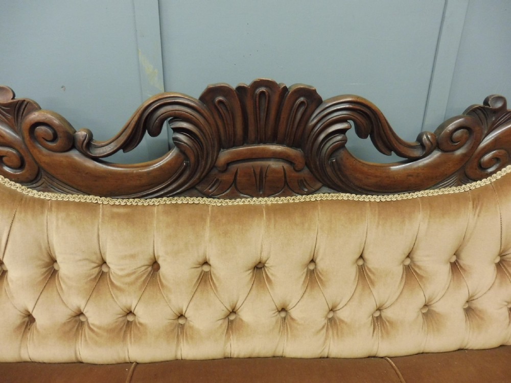 VERY IMPRESSIVE EARLY 19TH CENTURY SOFA View IV