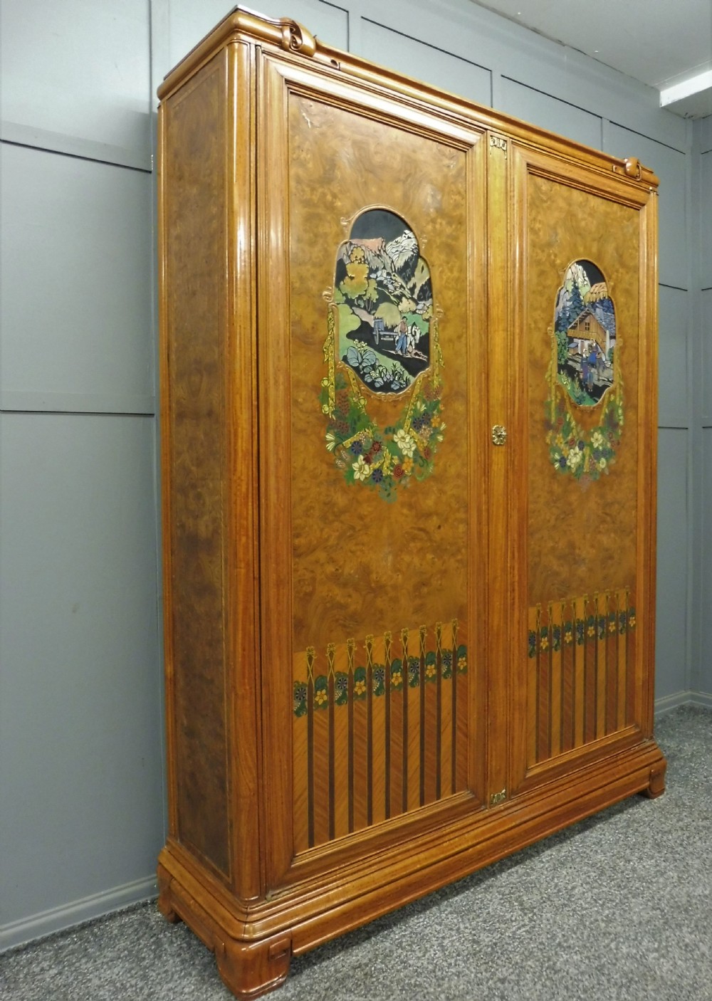 ANTIQUE AUSTRIAN WARDROBE View II