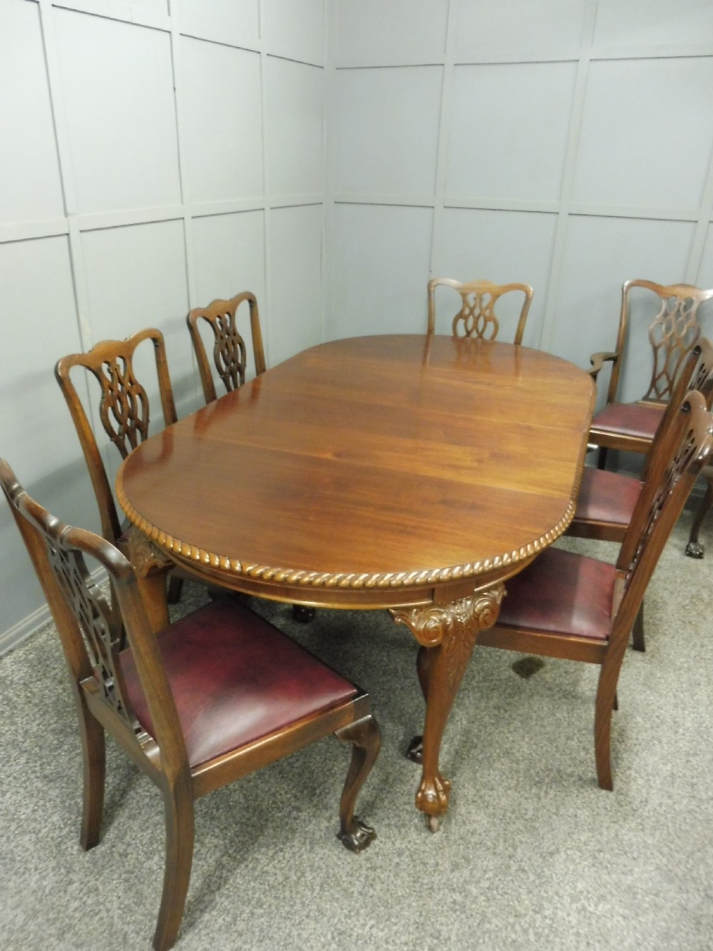 EDWARDIAN MAHOGANY TABLE AND CHAIRS View II