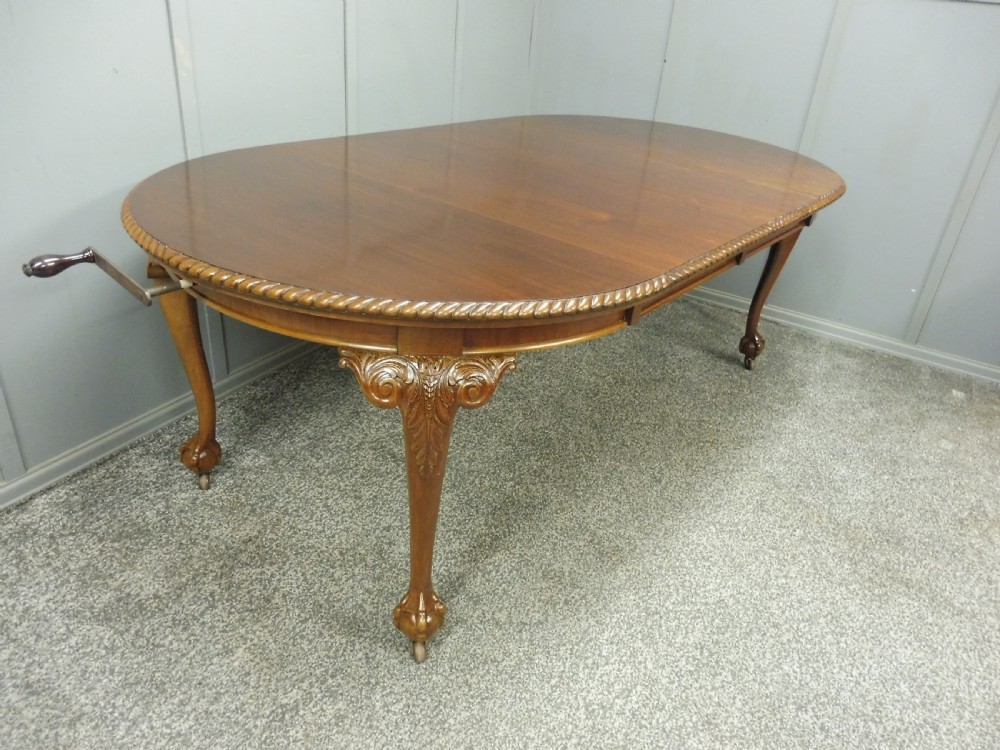 EDWARDIAN MAHOGANY TABLE AND CHAIRS View V