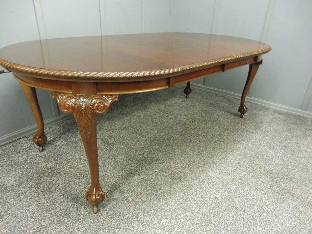 EDWARDIAN MAHOGANY TABLE AND CHAIRS View VI