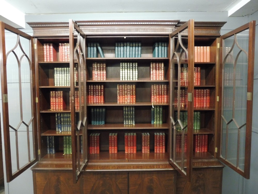 LARGE EDWARDIAN MAHOGANY BREAKFRONT BOOKCASE View VII