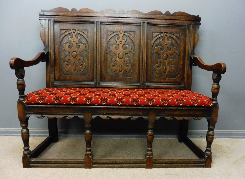 EDWARDIAN OAK HALL SEAT