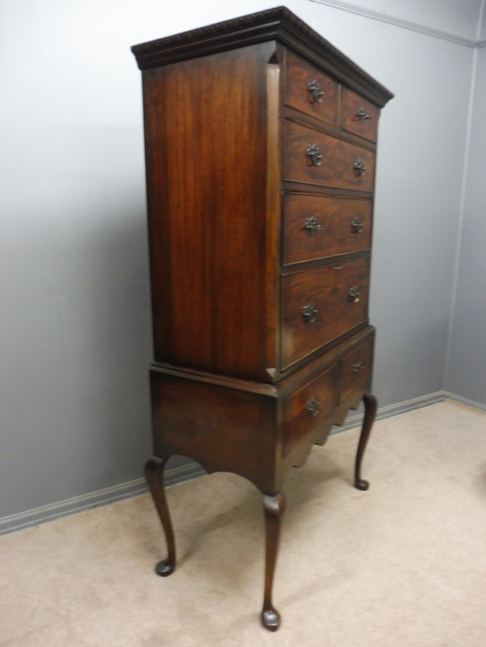 EDWARDIAN MAHOGANY SECRETAIRE CHEST View VIII