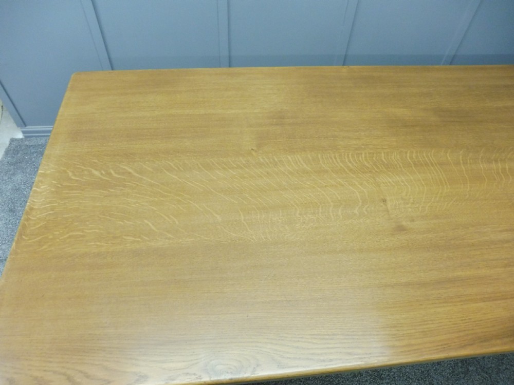 LARGE OAK DINING TABLE AND 8 CHAIRS View XIII