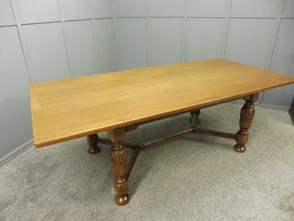 LARGE OAK DINING TABLE AND 8 CHAIRS View XV