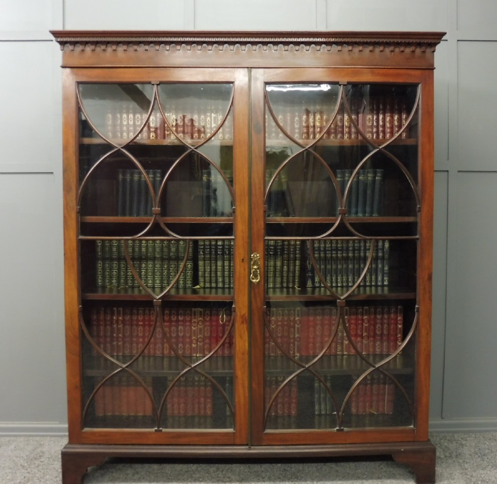LARGE 19TH CENTURY MAHOGANY BOOKCASE View II