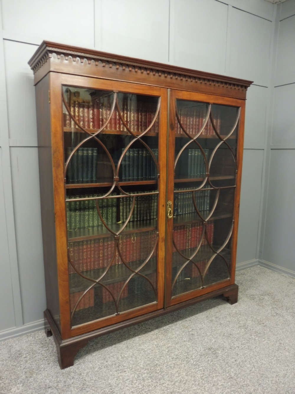 LARGE 19TH CENTURY MAHOGANY BOOKCASE View III