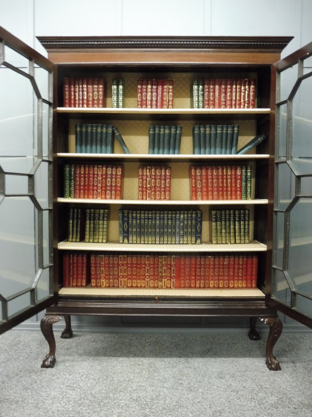 EXCELLENT 19TH CENTURY BOOKCASE View XIII