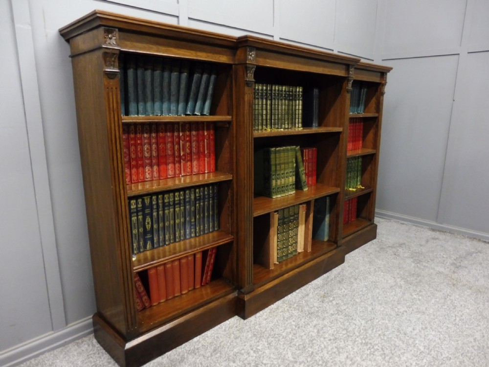 VICTORIAN OAK BREAKFRONT BOOKCASE View III
