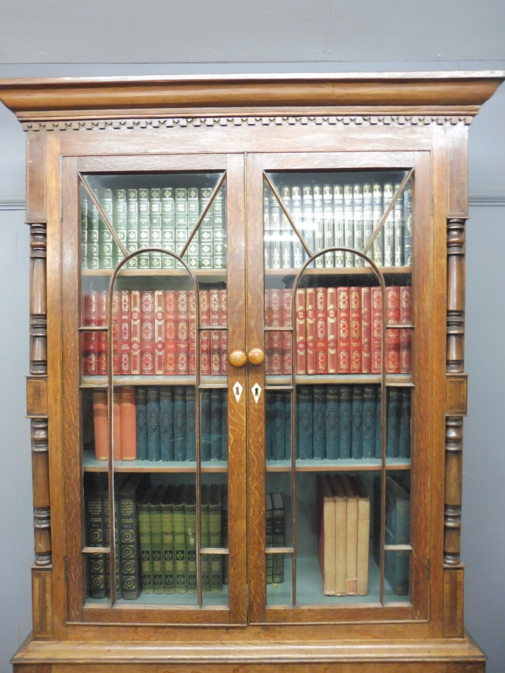 VICTORIAN COUNTRY HOUSE BOOKCASE View III