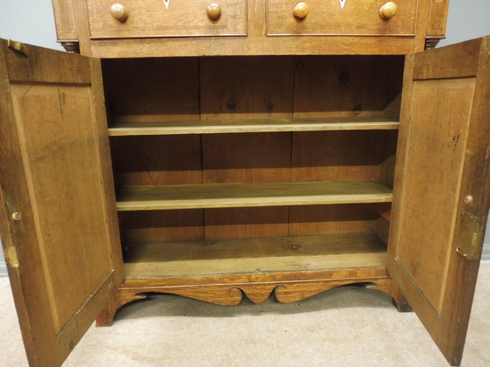 VICTORIAN COUNTRY HOUSE BOOKCASE View VI