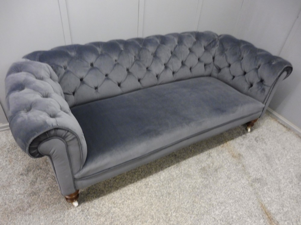 NEWLY UPHOLSTERED VICTORIAN CHESTERFIELD SOFA View V