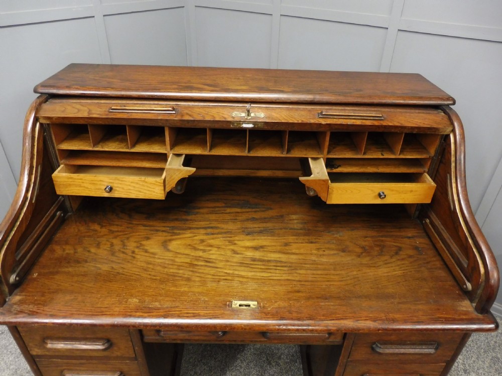 EDWARDIAN OAK ROLL TOP DESK View VII