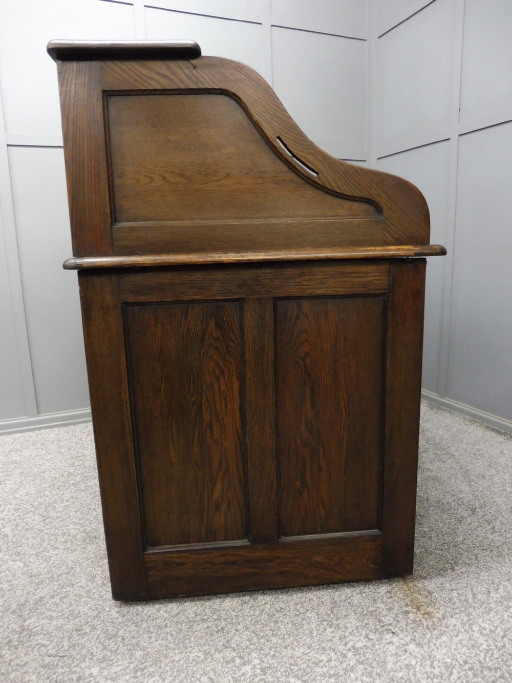 EDWARDIAN OAK ROLL TOP DESK View X