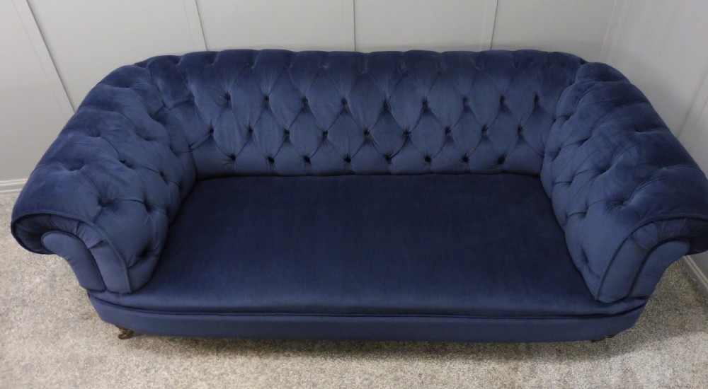 NEWLY UPHOLSTERED VICTORIAN CHESTERFIELD SOFA View VI