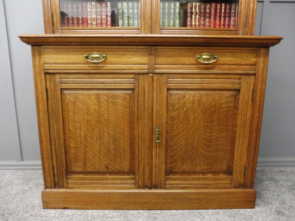 GOLDEN OAK EDWARDIAN BOOKCASE View V
