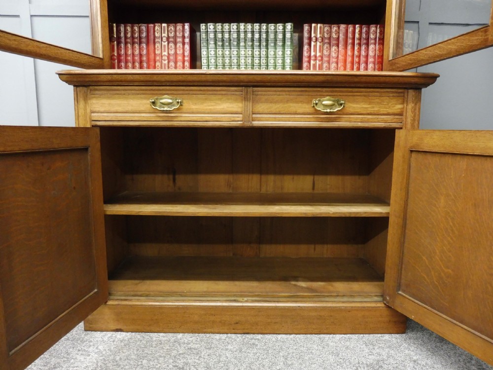 GOLDEN OAK EDWARDIAN BOOKCASE View VII