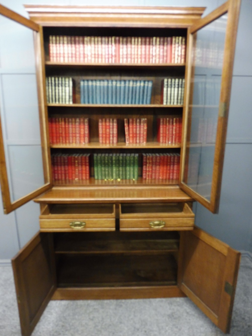 GOLDEN OAK EDWARDIAN BOOKCASE View VIII